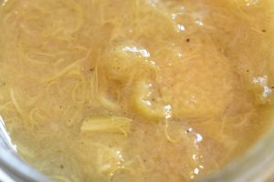 Rabarberkage med kokosmarengs - opskrift