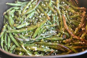Bønnefritter i airfryer - bønner med sesam
