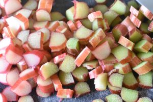 Rabarberbrud - gode luftige boller med rabarber