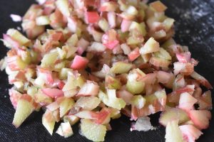 Specier med rabarber, mandler og chokolade 