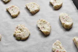 Specier med rabarber, mandler og chokolade 