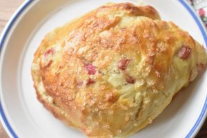 Rabarberbrud - gode luftige boller med rabarber