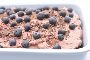 Svampet chokoladekage med chokoladecreme