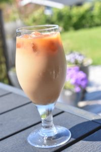 DSC_2016 • nogetiovnen.dk Iskaffe med kaffeisterninger - nem og billig