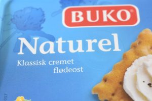 Cheesecake med kiksebund - nem ostekage opskrift