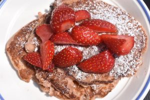 Jordbær pandekager - nem lækker opskrift