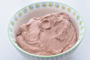 Chokoladecreme til kage - nem lækker opskrift