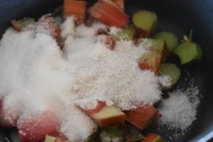 Rabarbergelé - nem gele med rabarber