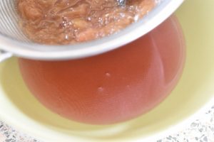 Koldskålskage med rabarber - nem opskrift