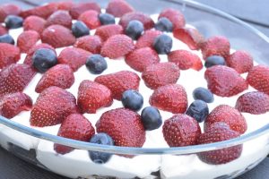 Flødebollekage - nem lækker sommerdessert 