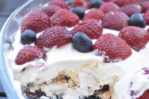 Flødebollekage - nem lækker sommerdessert 