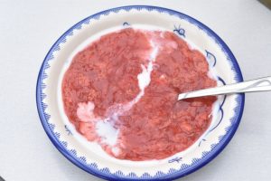 Jordbærgrød - opskrift på hjemmelavet rødgrød