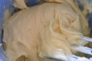 Walesstang med creme - nem vandbakkelse