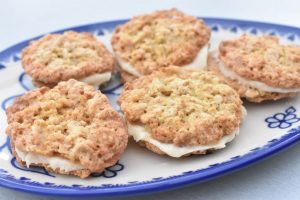 DSC_1361 • nogetiovnen.dk Havregrynskager med smørcreme nem opskrift