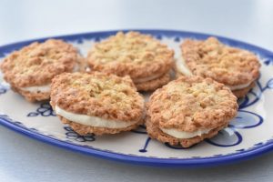 DSC_1372 • nogetiovnen.dk Havregrynskager med smørcreme nem opskrift