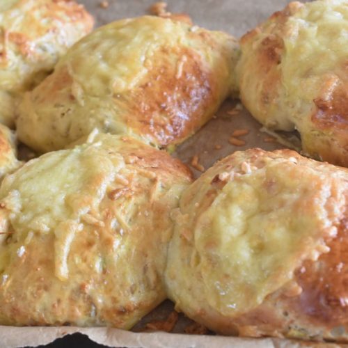 Squashbrud med ost - lækre boller med squash