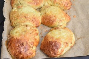 Squashbrud med ost - lækre boller med squash