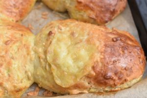 Squashbrud med ost - lækre boller med squash