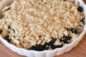 Brombærcrumble - nem kage med brombær 