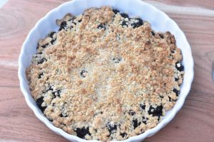 Brombærcrumble - nem kage med brombær 