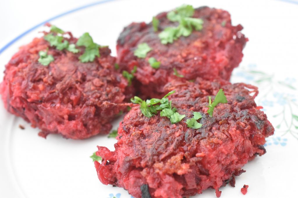 Rødbedebøffer - vegetarbøffer med rødbeder