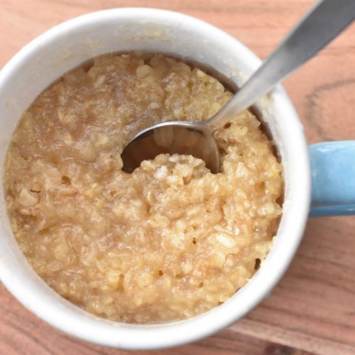 Pærecrumble i kop - nem kage i mikroovn