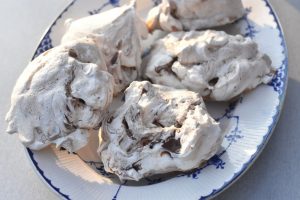 Kyskager med chokolade - store marengs - marengskys