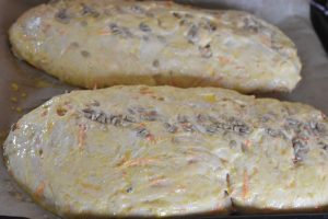 Gulerodsbrød med solsikkekerner & havregryn