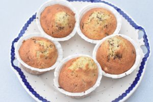 DSC_2050 • nogetiovnen.dk Muffins med chokoladestykker - nem opskrift