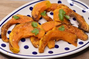 Hokkaido i ovn - nem opskrift på græskar fritter