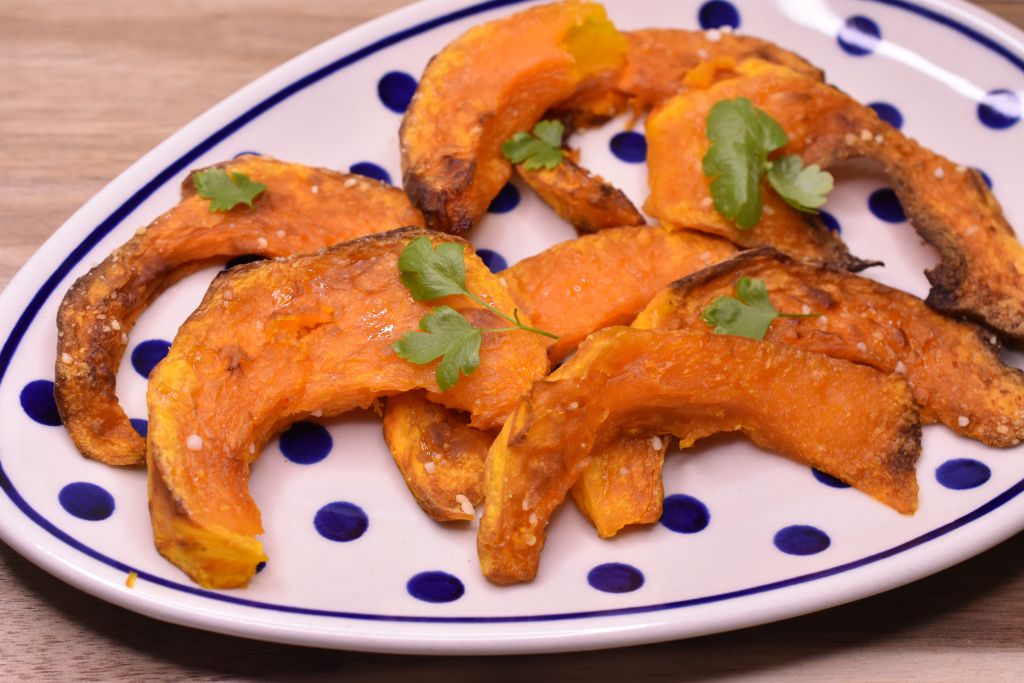 Bagt hokkaido græskar fritter - nem opskrift