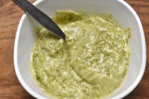 DSC_2245 • nogetiovnen.dk Pesto mayo dip - lækker pesto mayonnaise