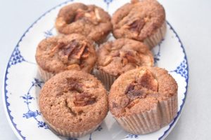 Æble muffins med kanel - saftige æblemuffins