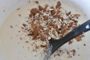 Julebrud med marcipan, mandler & chokolade