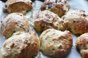 Julebrud med marcipan, mandler & chokolade