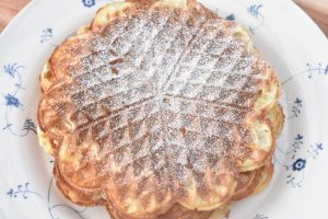 Vafler - opskrift på sprøde søde hjertevafler