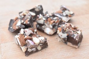 Rocky road - nem opskrift på chokoladebrud
