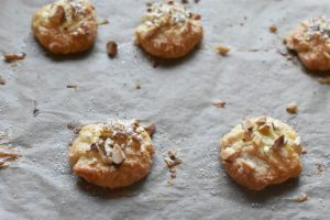 Serinakager - nemme gaffelkager med mandler