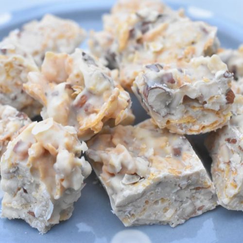 Rocky road med hvid chokolade og corn flakes