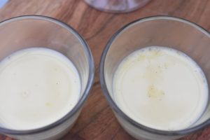 Panna cotta opskrift - nem dessert med fløde