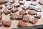 Julekarameller med kondenseret mælk - opskrift