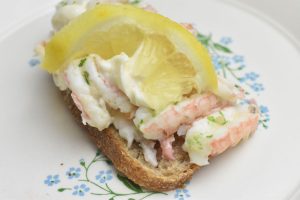 DSC_0527 • nogetiovnenstaging.com Jomfruhummer med aioli - nem forret til nytår