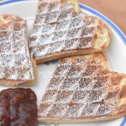 Julevafler - opskrift på søde sprøde vafler til jul