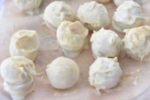 Marcipankonfekt med Baileys - nem opskrift