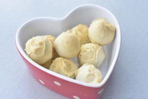 Marcipankonfekt med Baileys - nem opskrift