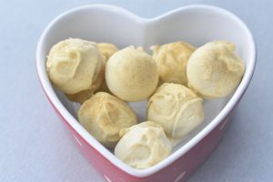 Marcipankonfekt med Baileys - nem opskrift