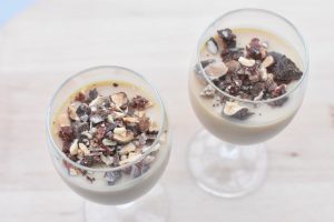 Panna cotta med hvid chokolade og Bailey