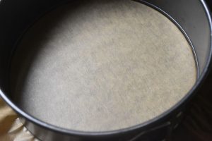 Peanutbutterkage med chokolade og salt