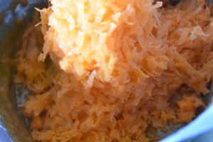 Gulerodsmuffins med frosting - nem opskrift