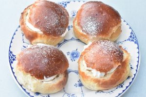 DSC_0832 • nogetiovnen.dk Semlor - opskrift på svenske fastelavnsboller